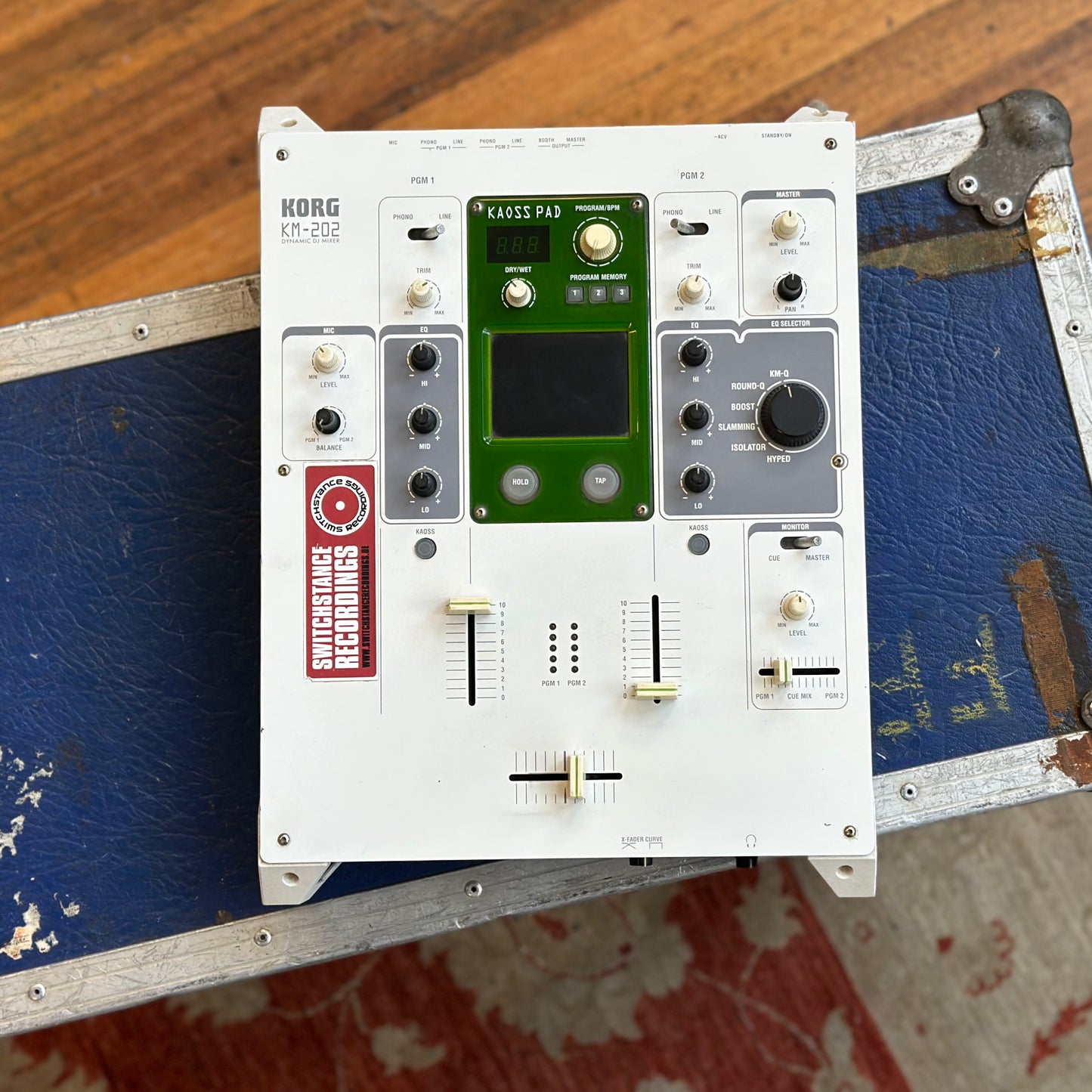 KORG KM-202 Dynamic DJ Mixer