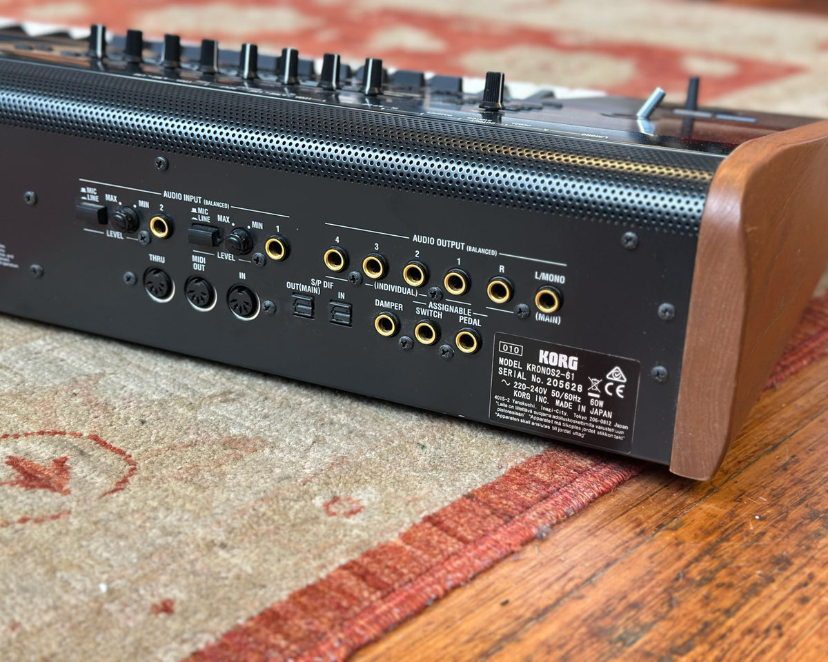KORG Kronos 2 61-Key Workstation