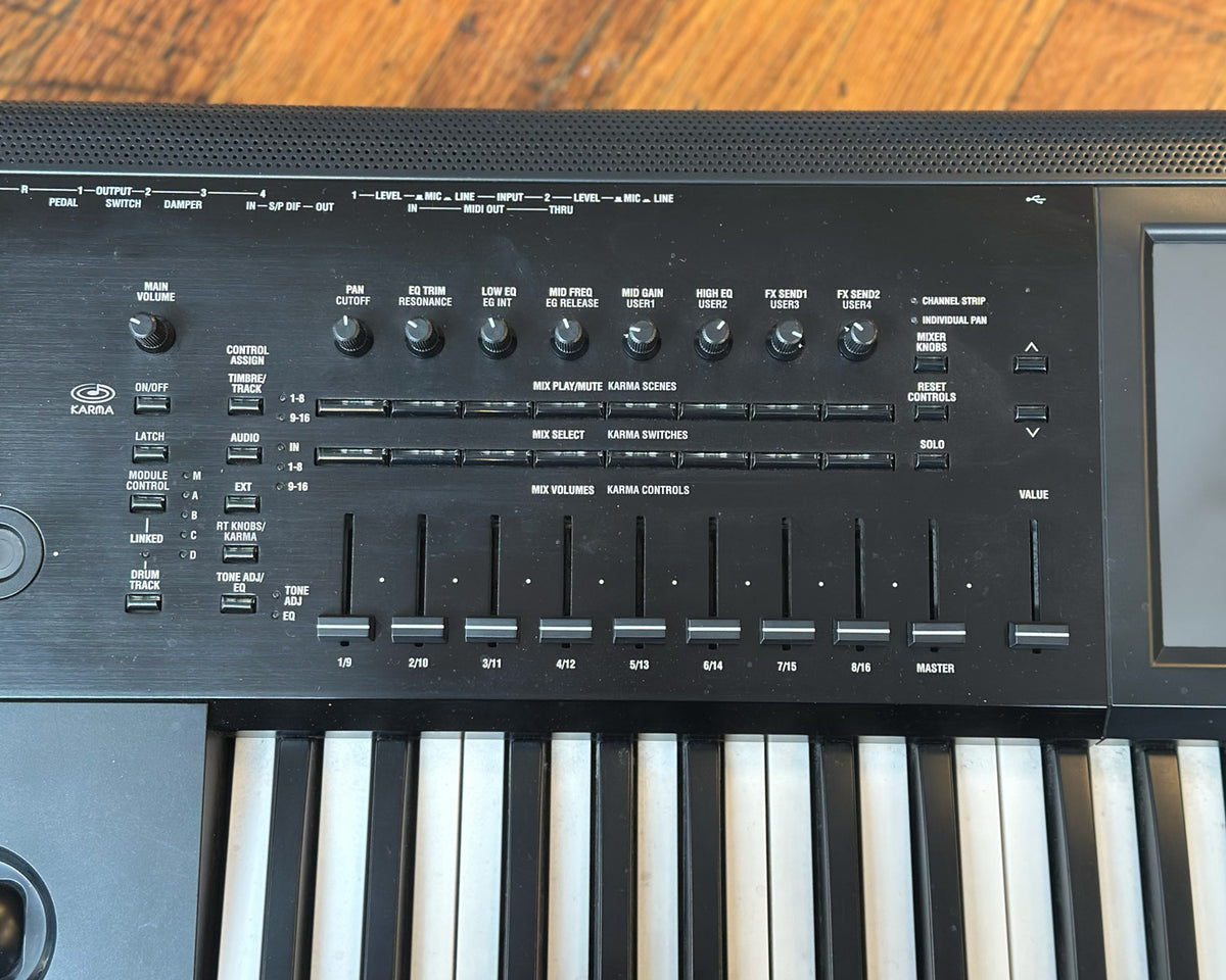 KORG Kronos 2 61-Key Workstation
