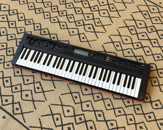 KORG Kross 61-Key Synthesizer Workstation