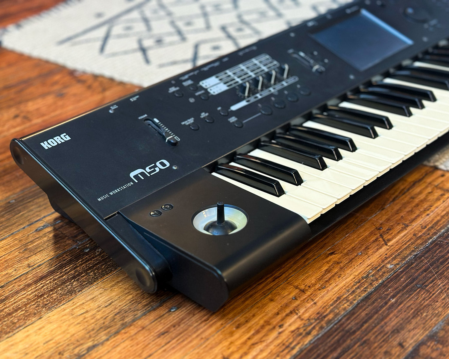 KORG コルグ M50-61 シンセサイザー 61鍵 動作確認済み KORG コルグ
