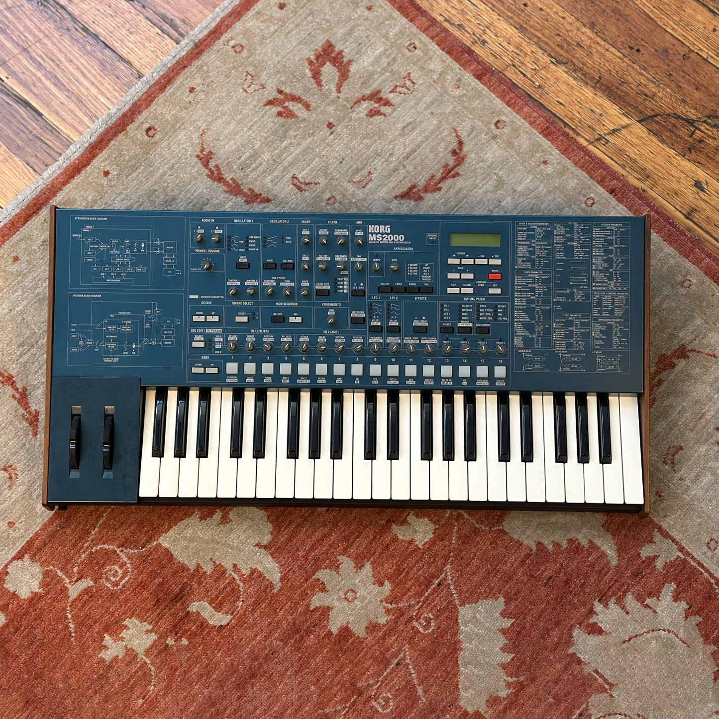 KORG MS2000