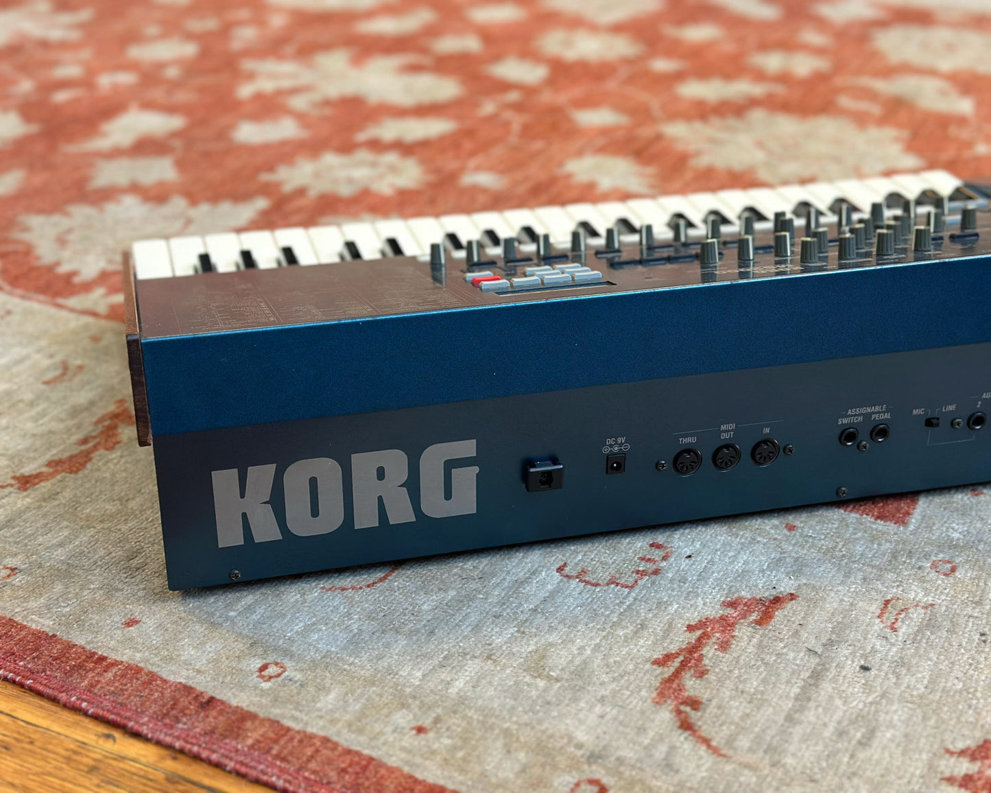 KORG MS2000
