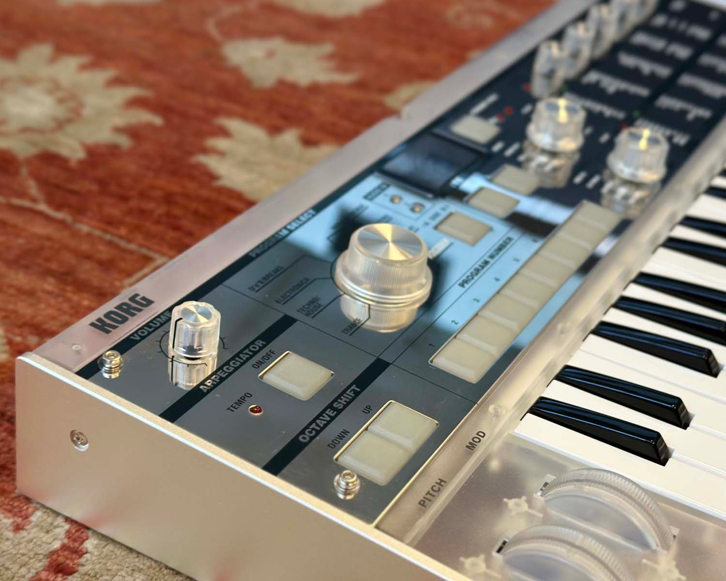 KORG MicroKORG Crystal Synthesizer/Vocoder – 20th Anniversary Limited Edition