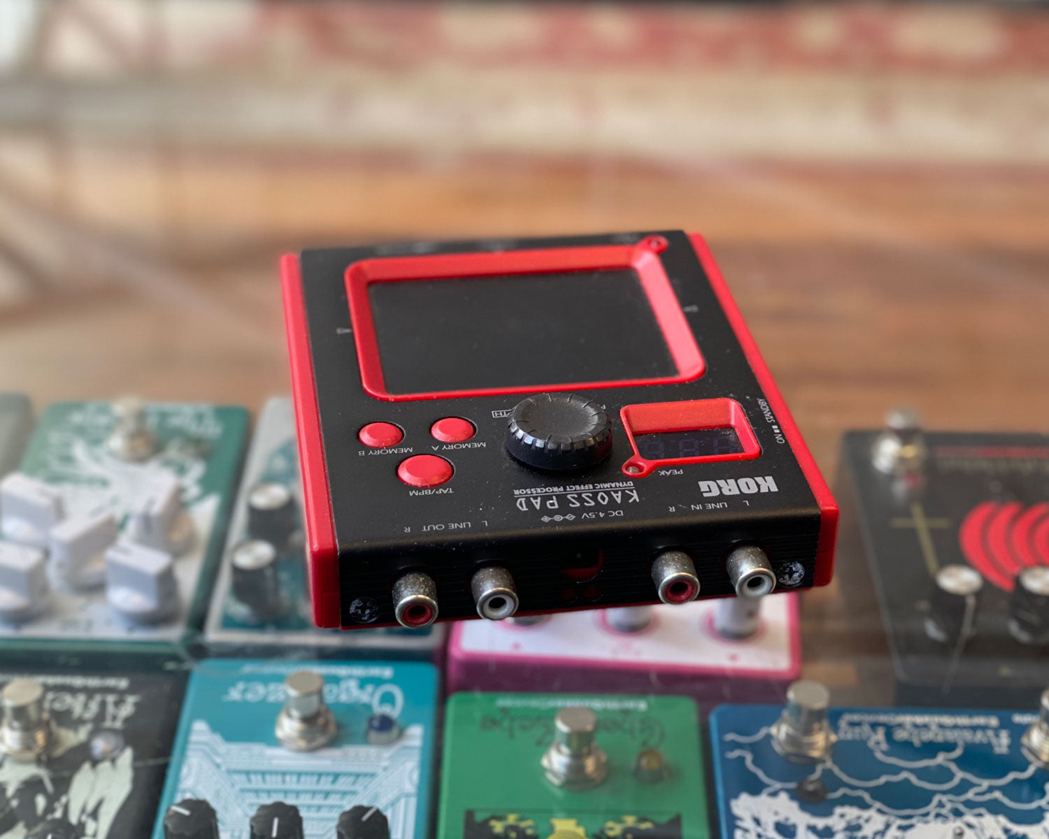 KORG KAOSS PAD mini-KP ダイナミックエフェクトプロセッサー mini kaoss pad 2 - DYNAMIC EFFECT PROCESSOR | KORG (Canada - EN)