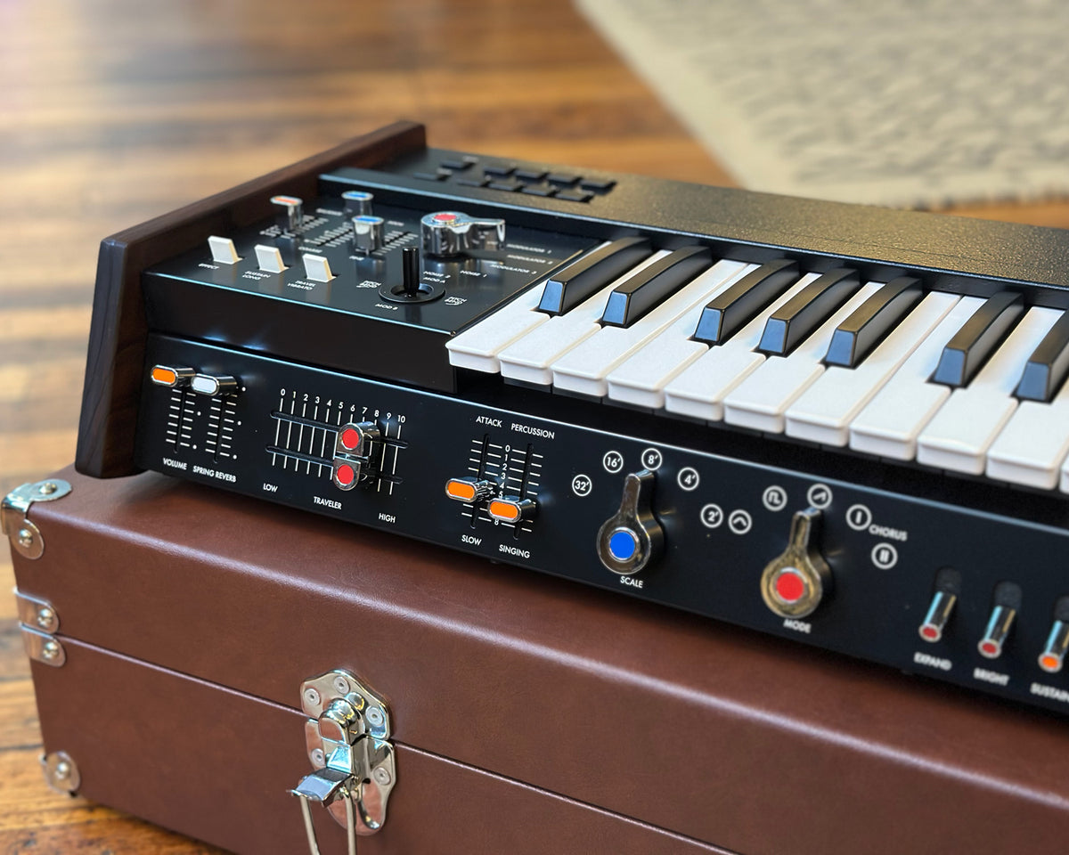 Limited Edition KORG Mini700s miniKORG 700FS Analogue Synthesizer