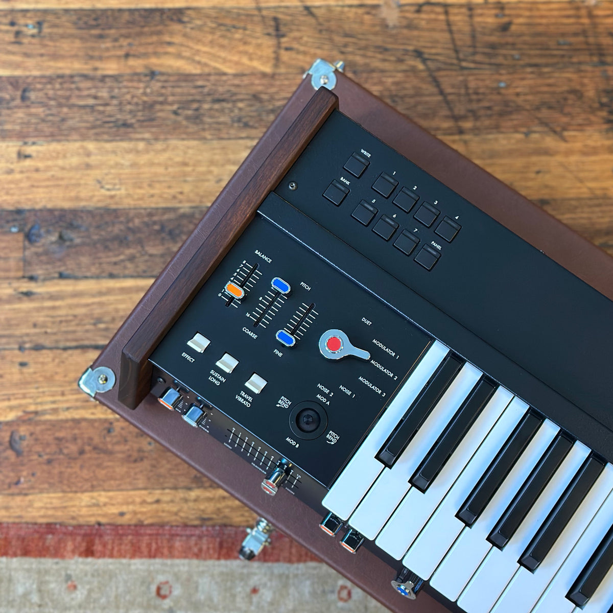 Limited Edition KORG Mini700s miniKORG 700FS Analogue Synthesizer