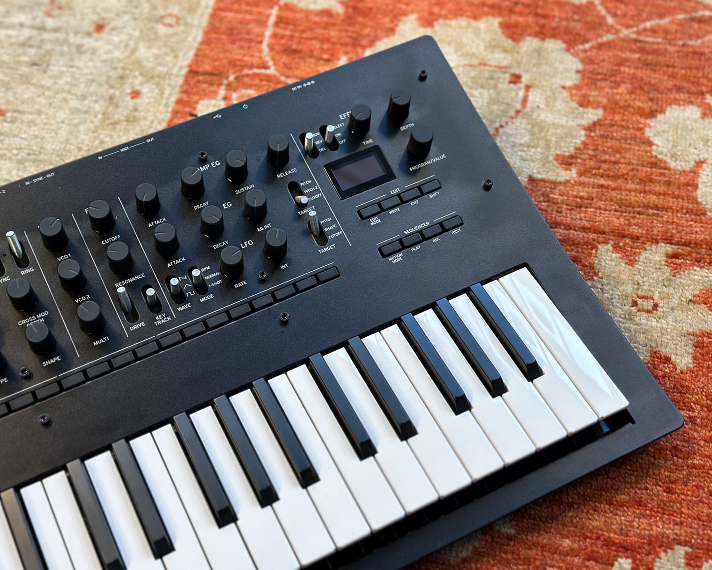 KORG Minilogue XD 4-Voice Polyphonic Analogue Synthesizer