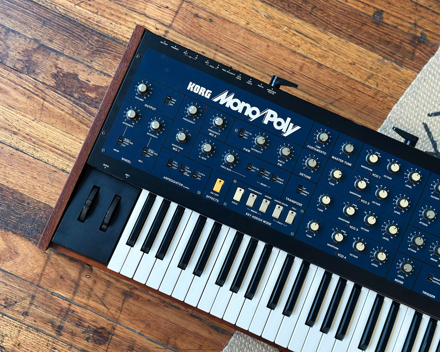 KORG Mono/Poly 4-Voice Analog Synthesizer w/ModyPoly & HiRes Mods