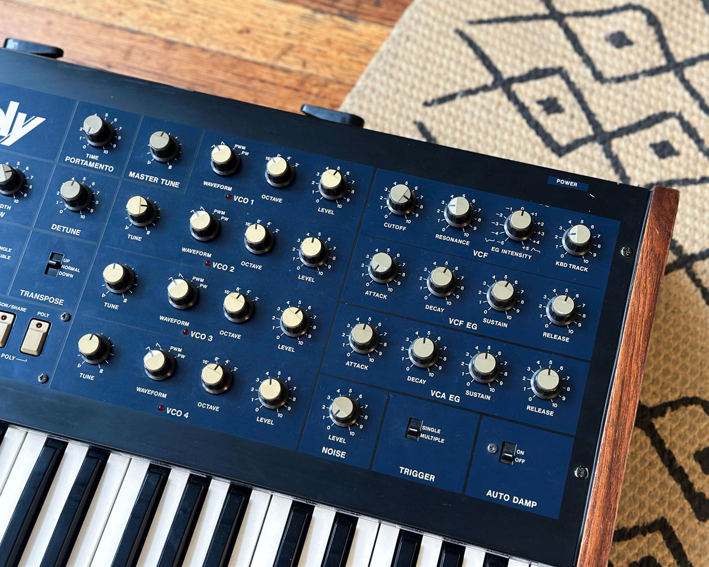 KORG Mono/Poly 4-Voice Analog Synthesizer w/ModyPoly & HiRes Mods