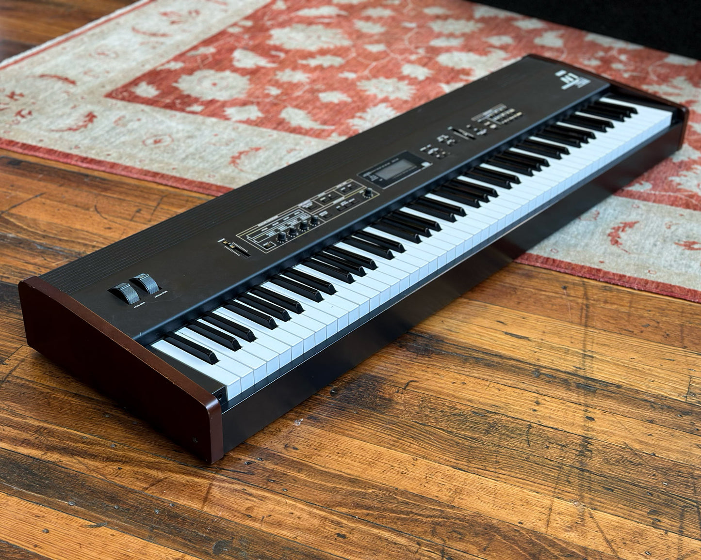 KORG N1 Workstation w/ Custom Nova Forge Flightcase