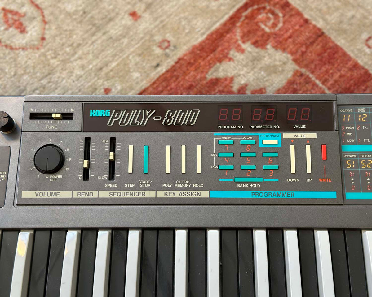 KORG Poly-800 Polyphonic Analogue Synthesizer - Reverse Keys - Modded