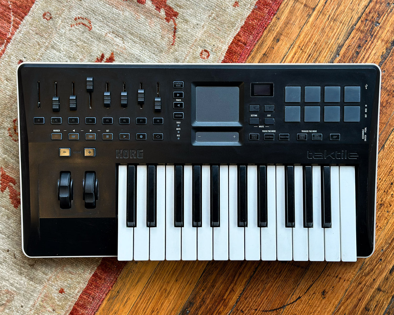 KORG TRITON taktile 25 シンセサイザー　MIDIキーボード Amazon | KORG USB MIDIキーボード taktile-25 タクタイル 25鍵 | MIDI