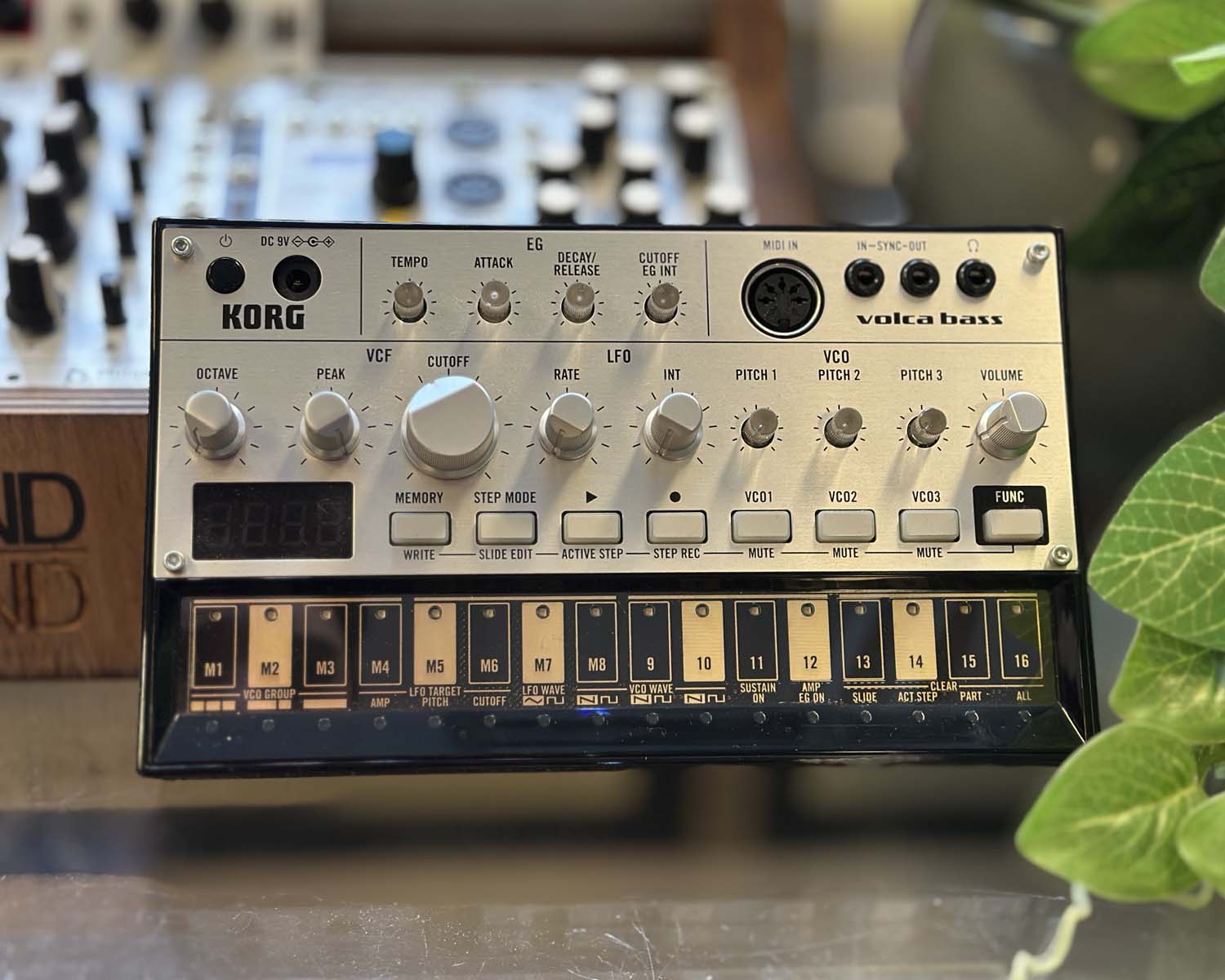 KORG volca 3台セット（key、bass、mix） KORG Volca-Bass : Amazon.pl: Instrumenty muzyczne