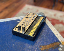 Load image into Gallery viewer, KORG Volca Keys
