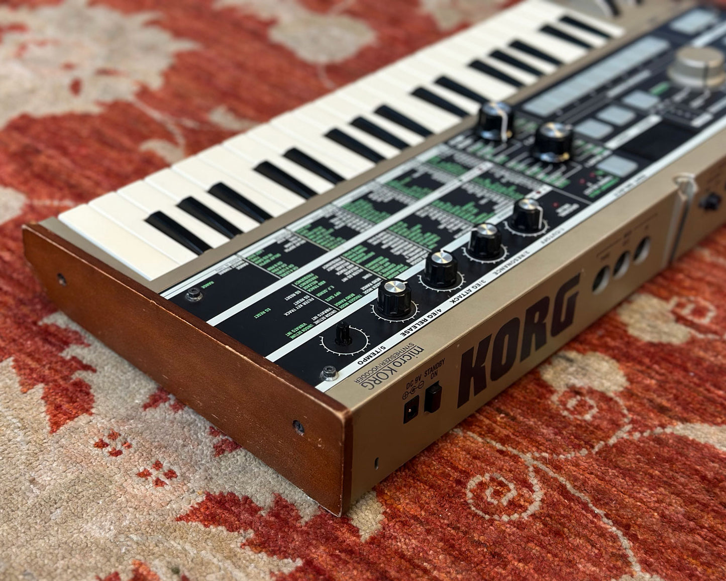 KORG microKORG Synthesizer/Vocoder