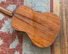 Load image into Gallery viewer, Katoh 101/MCG110C Classical Guitar
