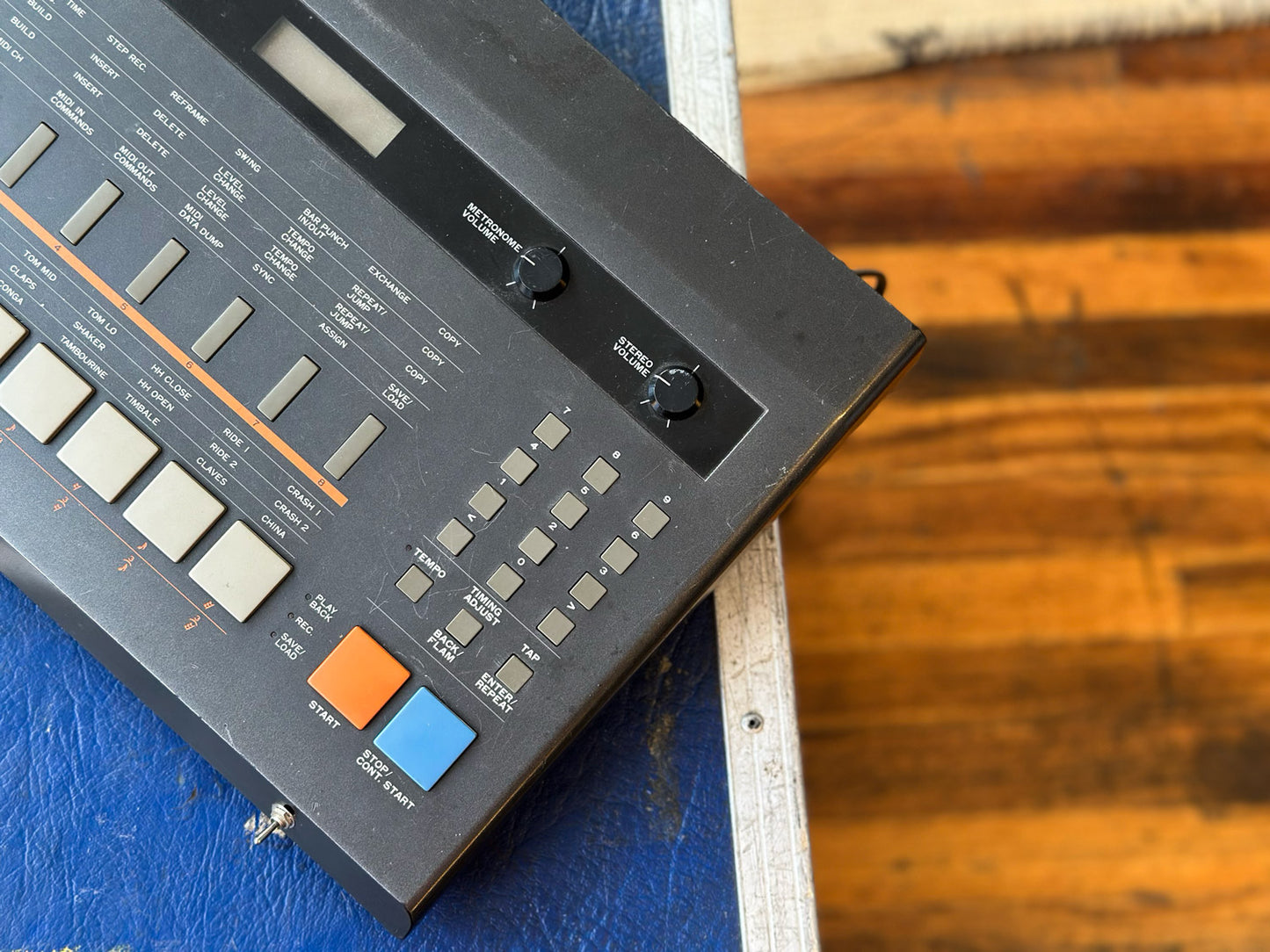 Kawai R-100 Drum Machine with Switcher w/MIDI & Dyn Sync and Switchable Banks Mod