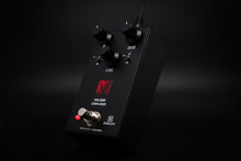 Load image into Gallery viewer, Keeley Electronics Muse Driver - Andy Timmons Professional Overdrive
