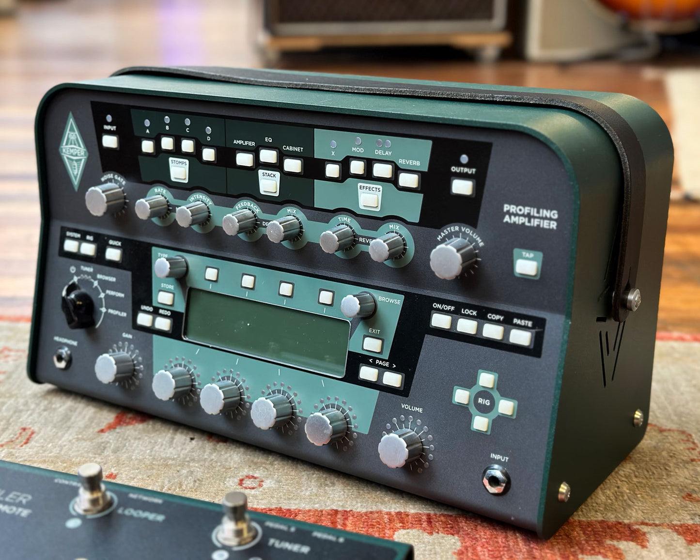 Kemper Profiler Head MK1 w/ Remote Footswitch