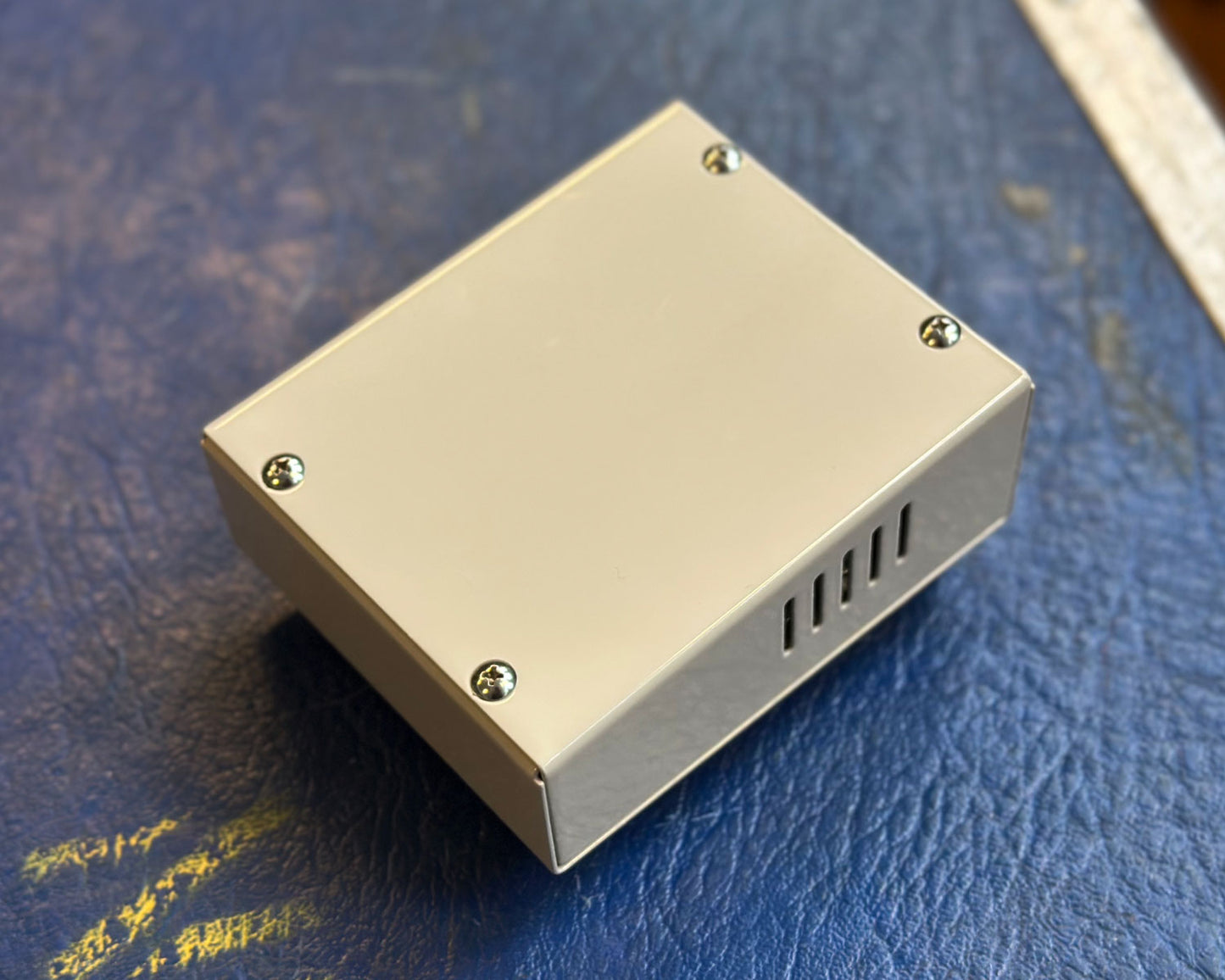Kingsley Page TS Hand-Wired Tube Boost Pedal