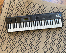 Load image into Gallery viewer, Korg X5D Digital Synthesizer
