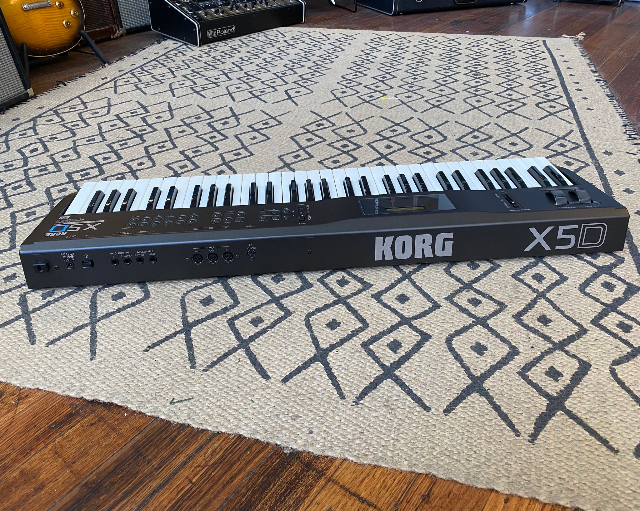 Korg X5D – Found Sound