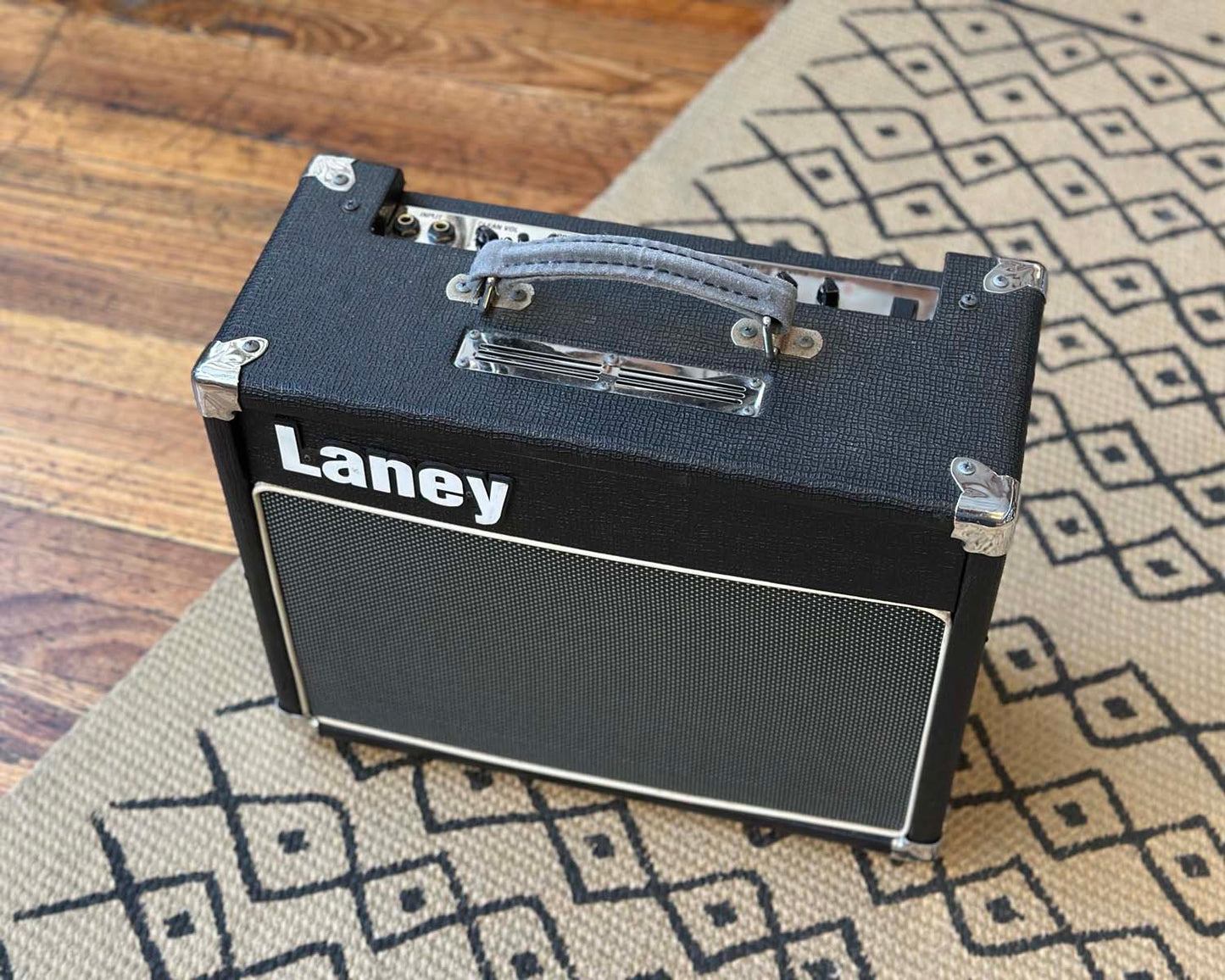 Laney VC15 15-Watt Valve Guitar Combo *Upgraded with 80 Watt 12" Celestion