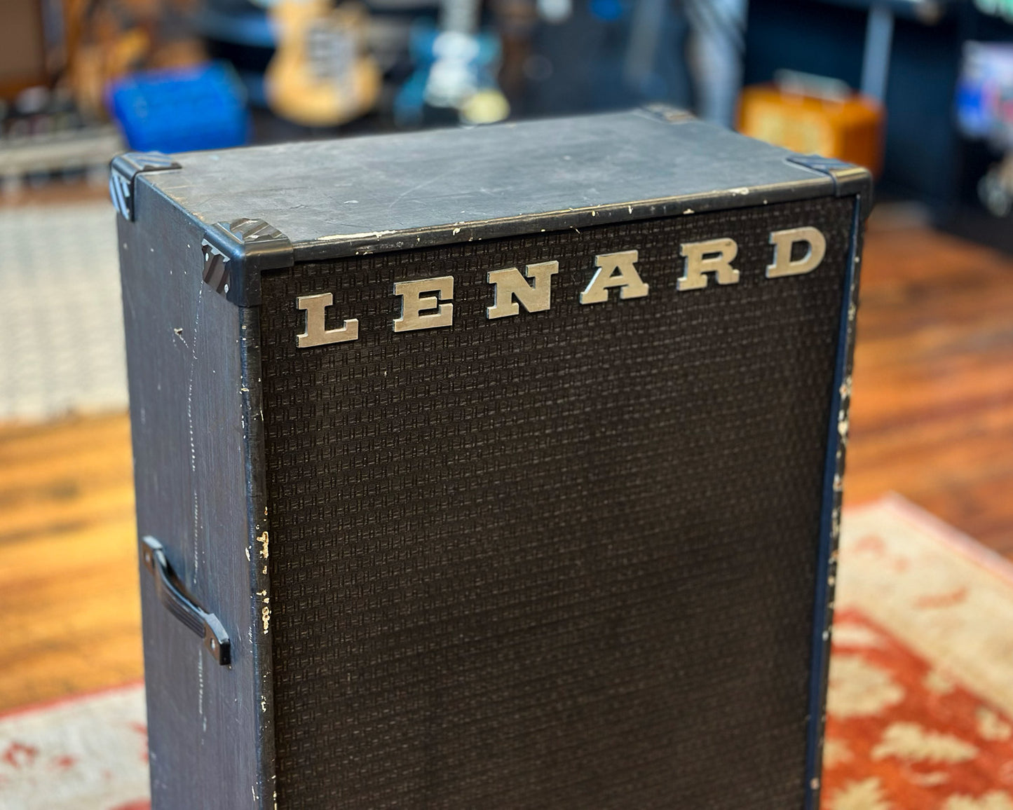 Lenard 120 Watt 412" Cabinet