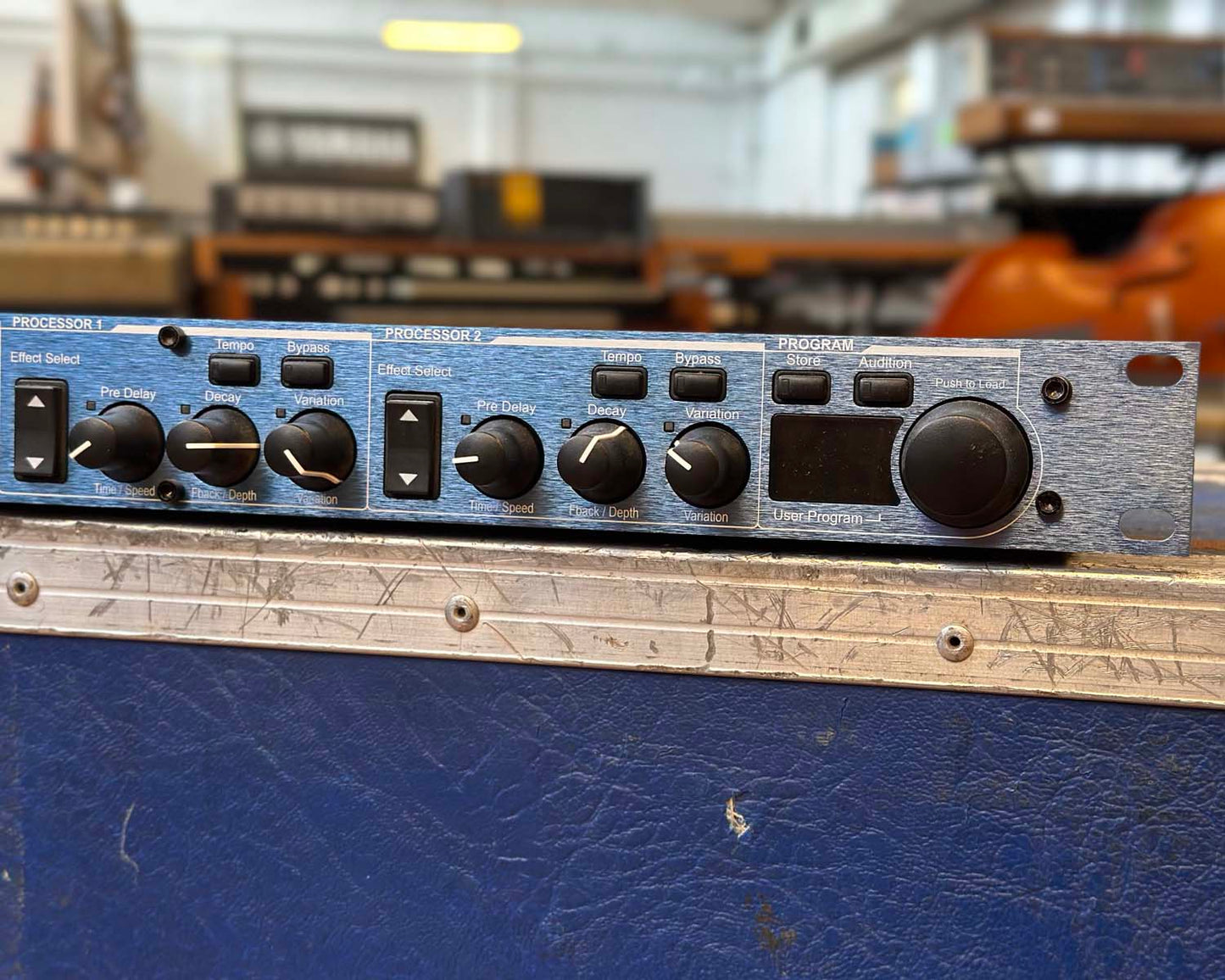 Lexicon MX200