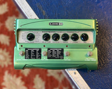 Load image into Gallery viewer, Line 6 DL4 Delay Modeler

