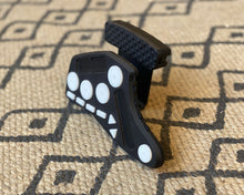Load image into Gallery viewer, Livid Instruments Guitar Wing Midi Controller
