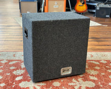 Load image into Gallery viewer, Lorantz C390X/B1/8 800 Watt 1X15&quot; 8Ω Bass Speaker Cabinet
