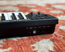 Load image into Gallery viewer, M-Audio Keystation 61 mk3
