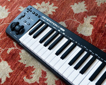 Load image into Gallery viewer, M-Audio Keystation 61 mk3

