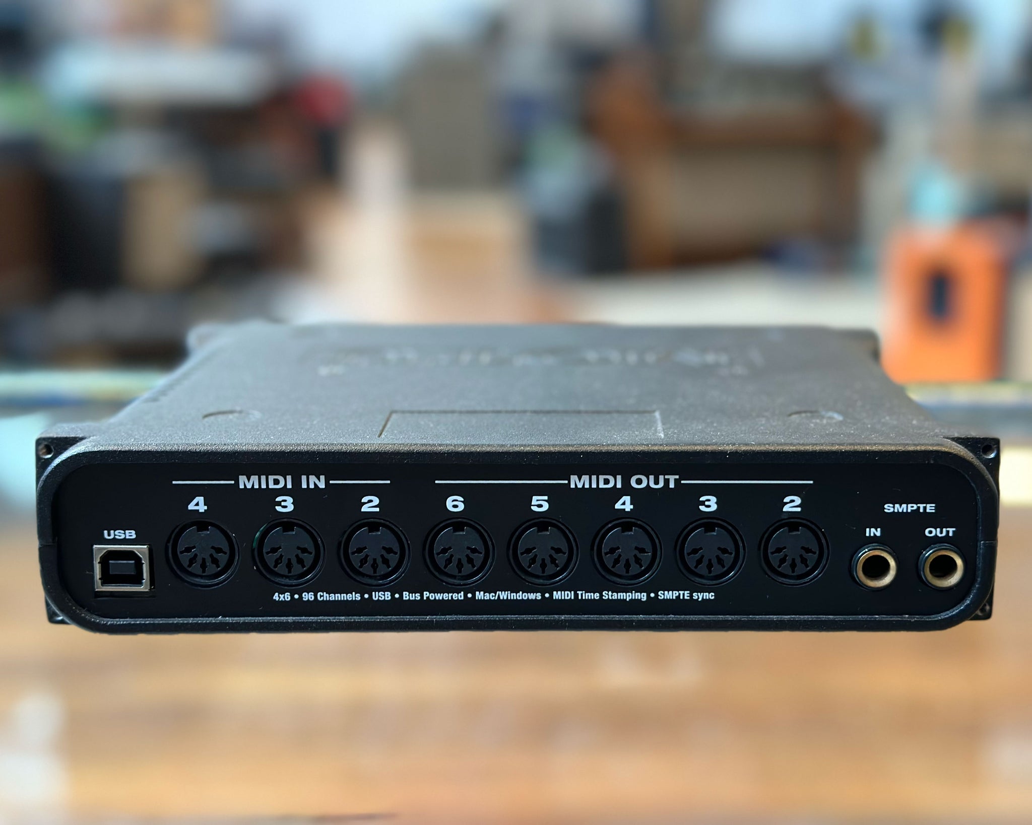 MOTU micro express midiインターフェイス MOTU ( モツ ) micro express MIDIインターフェイス 送料無料