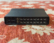 Load image into Gallery viewer, MOTU Audio Ultralite-mk5 USB Audio Interface w/Half-Rack Mounting Kit
