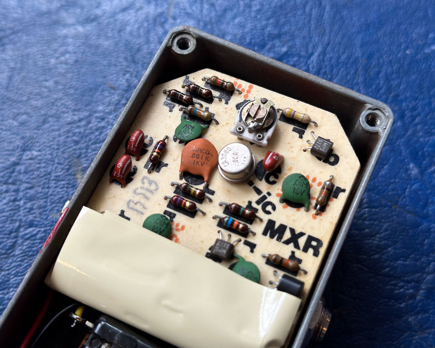 Vintage original 1975 MXR Dyna Comp
