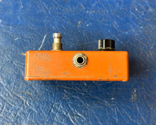 Load image into Gallery viewer, Vintage 1974 MXR Script Phase 45 - Bud Box
