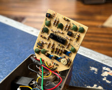 Load image into Gallery viewer, Vintage 1974 MXR Script Phase 45 - Bud Box
