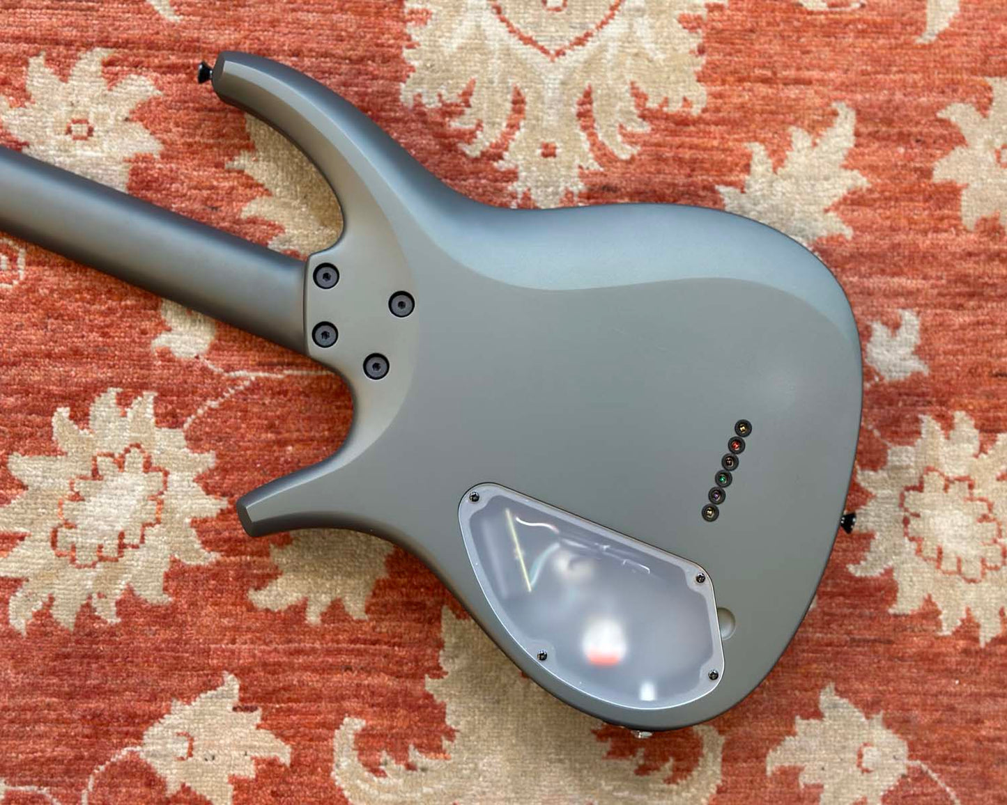 Manson Oryx VI - Dry Green Satin w/ SSC
