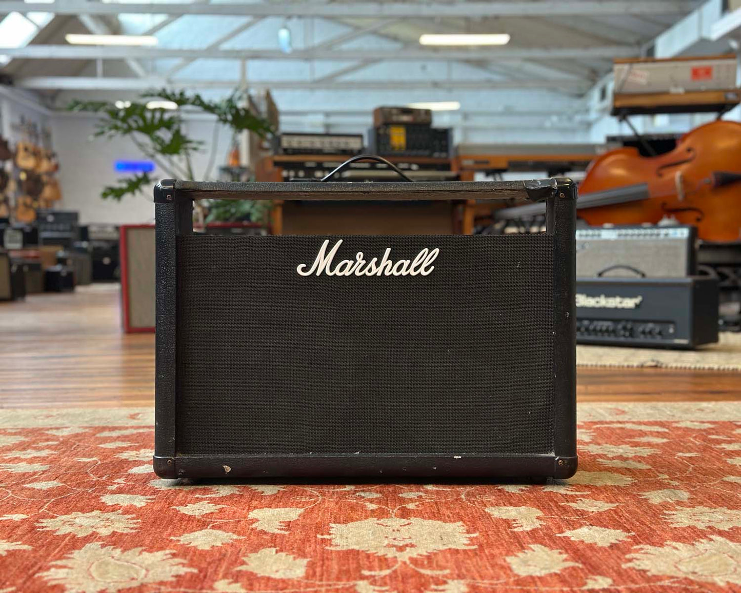 Marshall 2x12 Cabinet Sans Amplifier