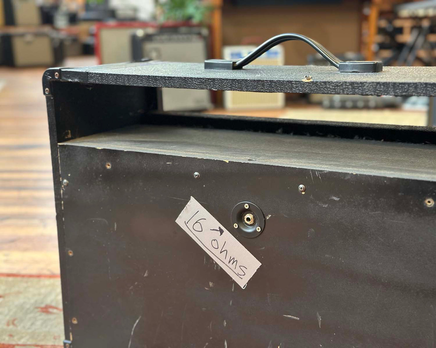 Marshall 2x12 Cabinet Sans Amplifier