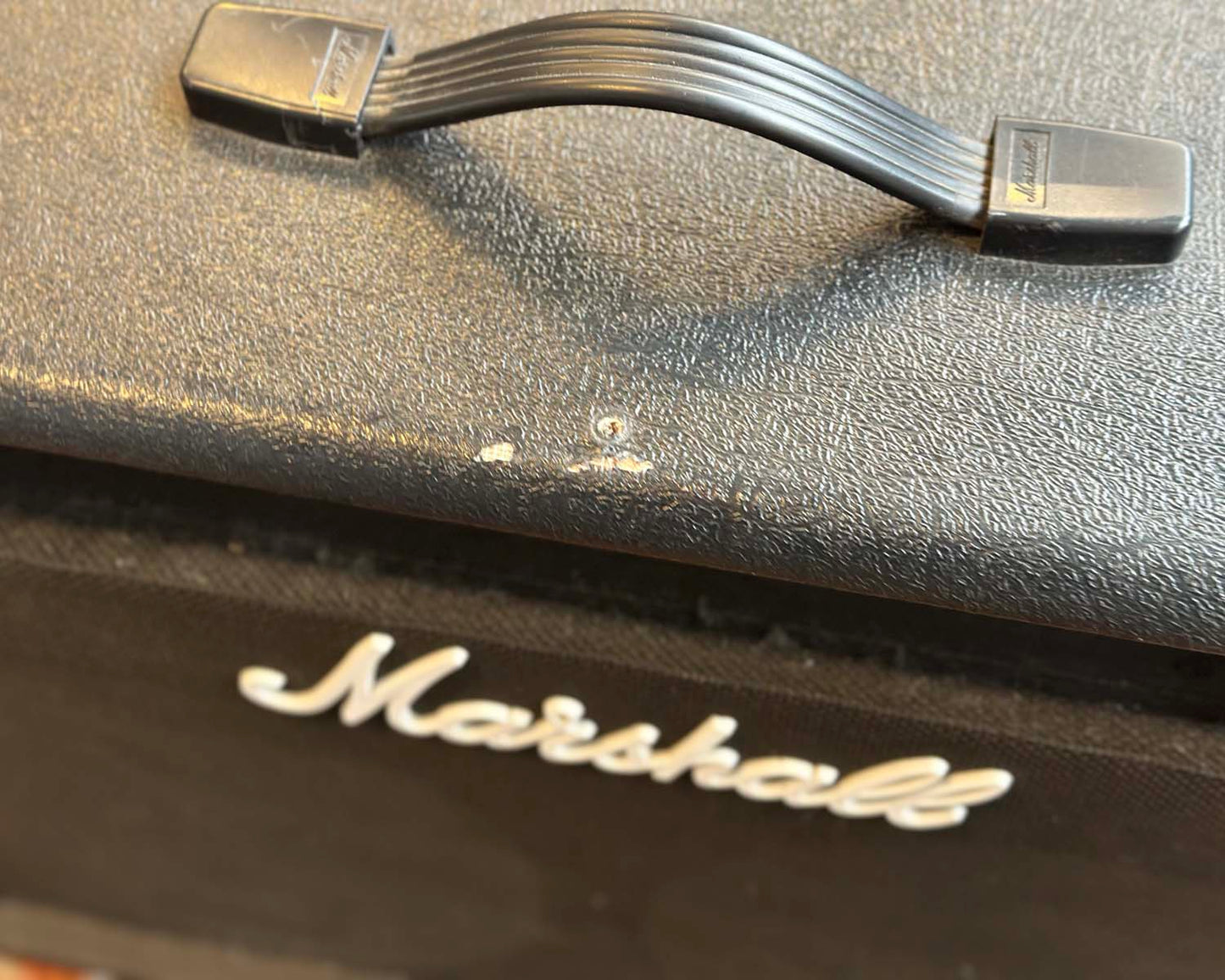 Marshall 2x12 Cabinet Sans Amplifier