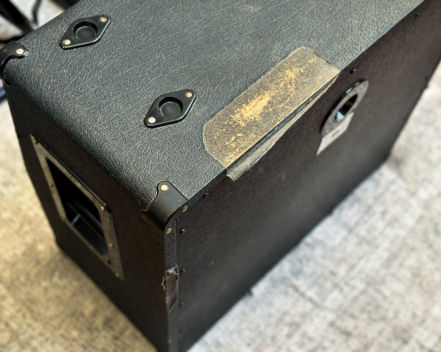 Marshall AVT412 200 Watt 4x12" 8Ω Speaker Enclosure - Made in the UK