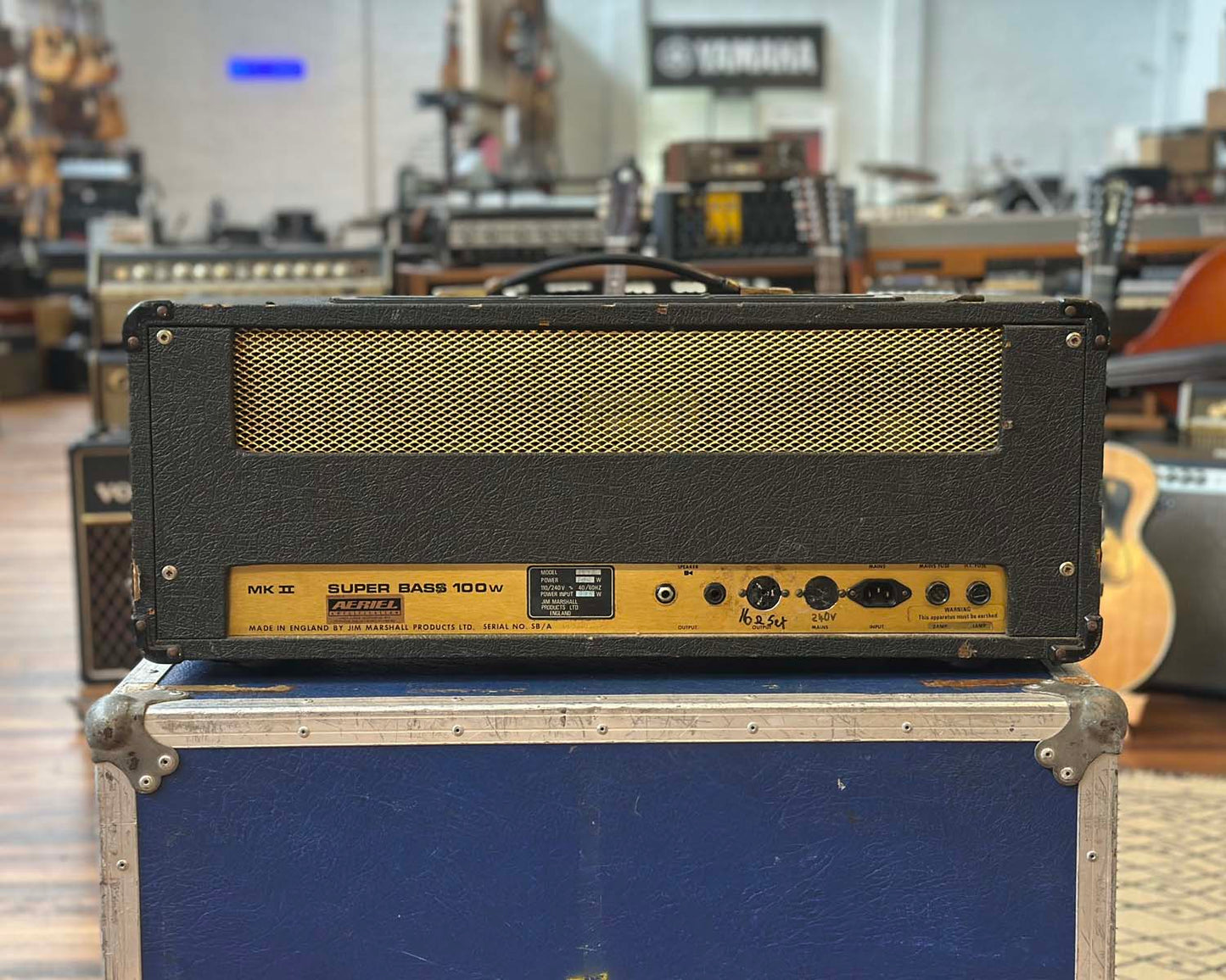 1979 Marshall JMP Super Bass MKII