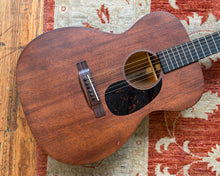 Load image into Gallery viewer, Martin 00-15M Mahogany w/ OSSC

