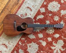 Load image into Gallery viewer, Martin 00-15M Mahogany w/ OSSC
