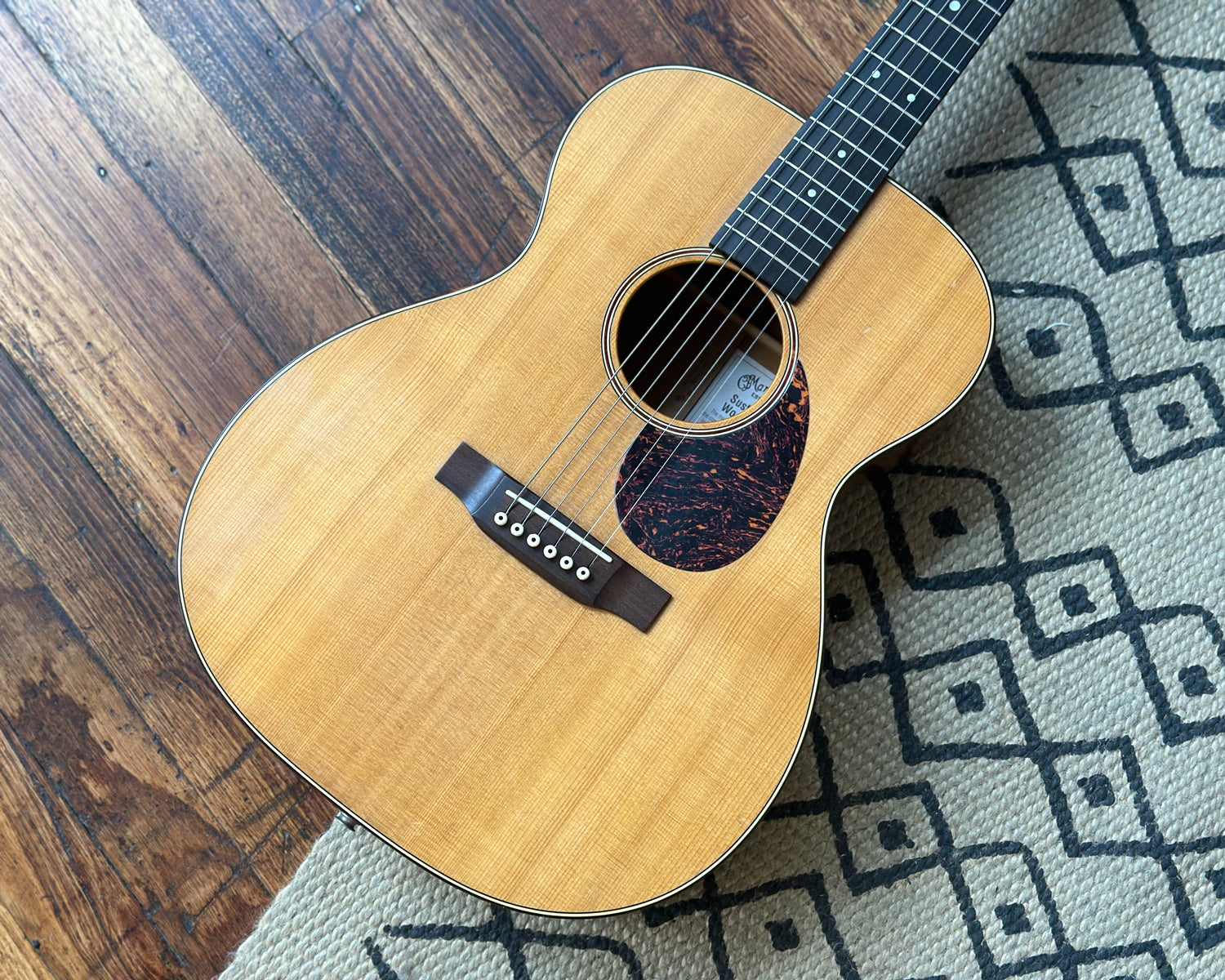 ギター Martin SWOMGT Sustainable Wood - Natural Martin SWOMGT Acoustic Guitar