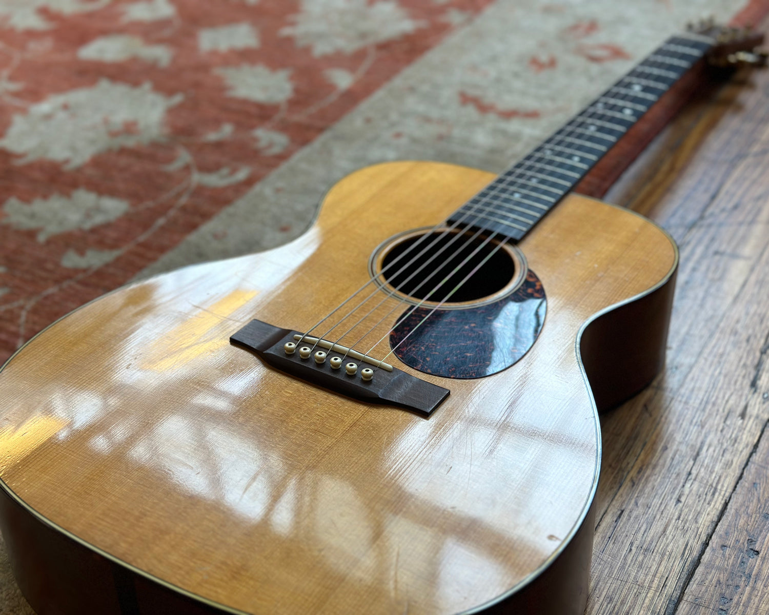 ギター Martin SWOMGT Sustainable Wood - Natural Martin SWOMGT Sustainable Wood - Natural | Sweetwater